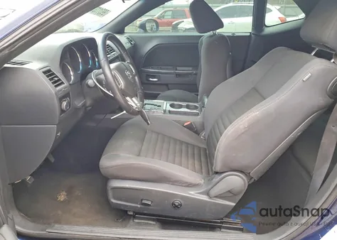 2013 Dodge Challenger Sxt z USA, uszkodzony, nr VIN 2C3CDYAG1DH646049